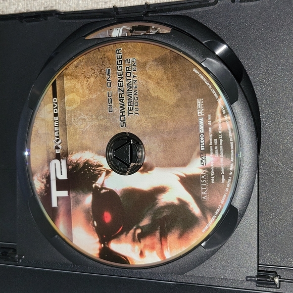 DVD: Terminator 2 Judgment Day - Picture 3 of 6